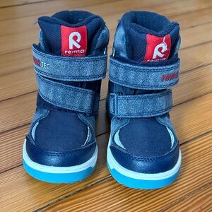 Reima Tec toddler 8.5/9 snow boots
